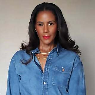 Elizabeth E.