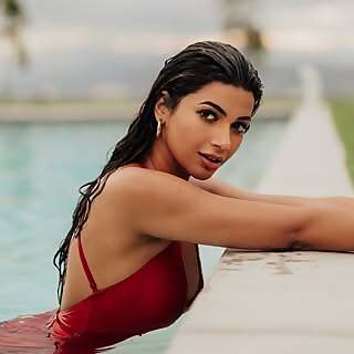 Mouneesha Chowdary 