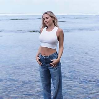 Sammy James