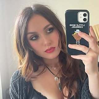 Melanie Grace