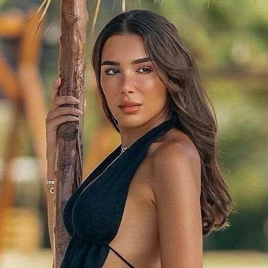 ‎Maram Z Maalouf ‎