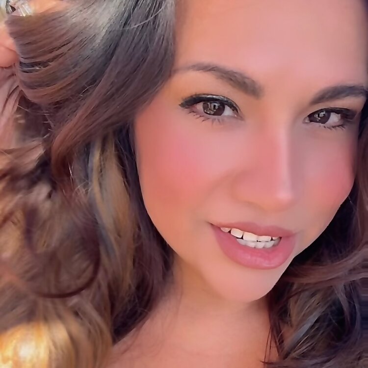 Lynda Perez
