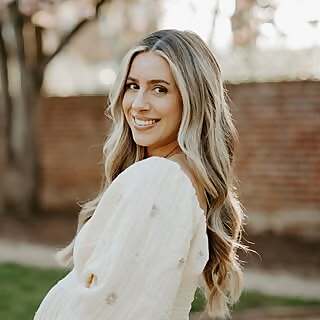 Chloe gallop