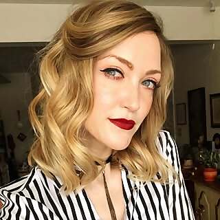 Leslie Laine