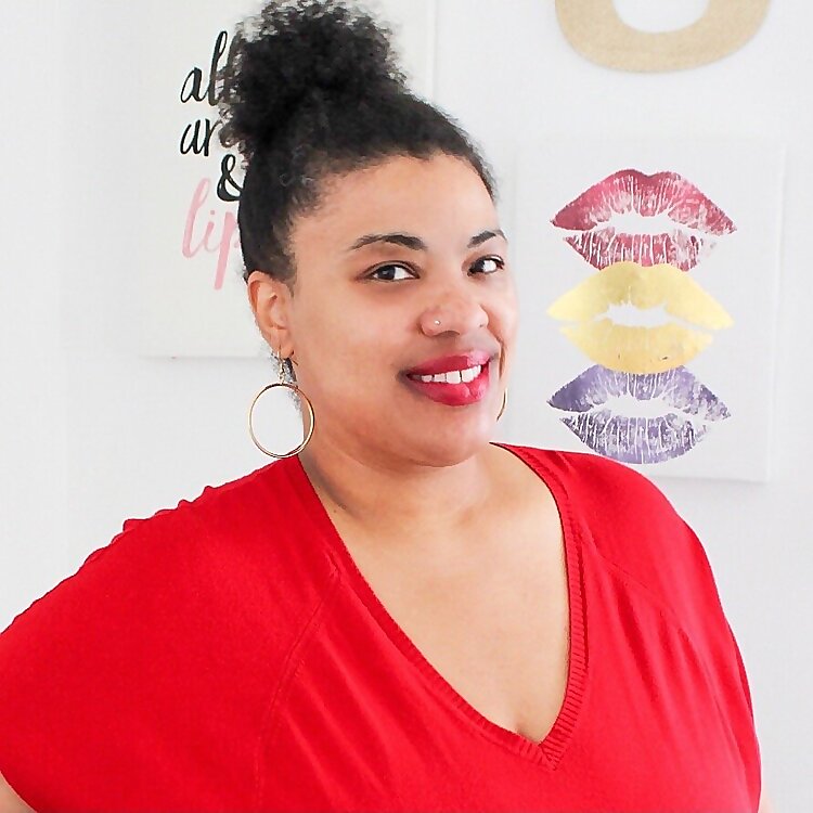 Stacie Raye