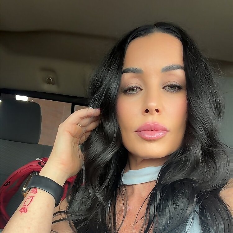Crystal Anderson 