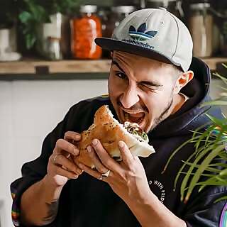 Alexander Villena Hermoza