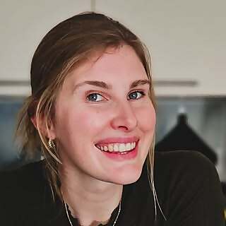 Leandra Heller