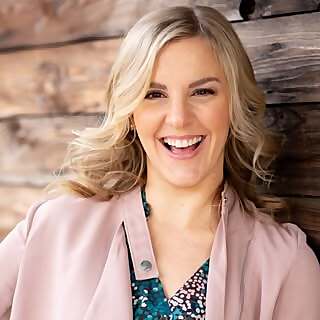 Jacquelyn Krogman