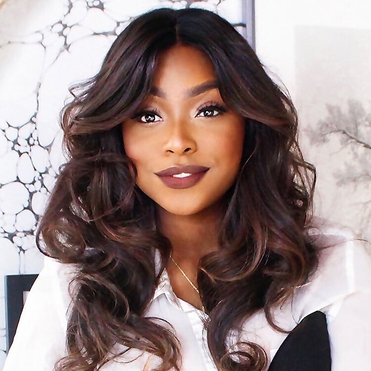 Karis Renee