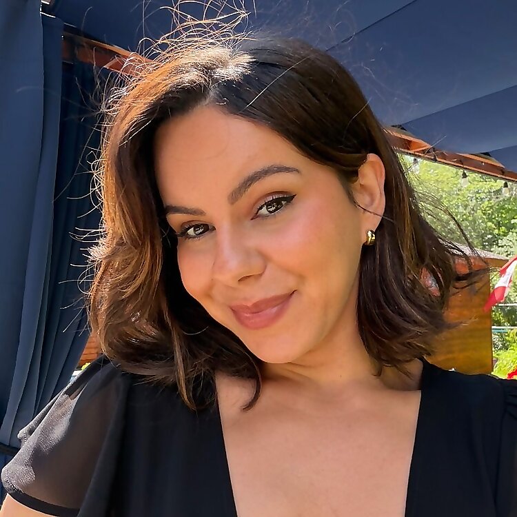 Em Rezkalla