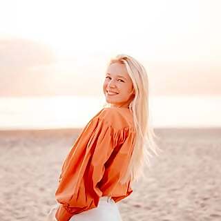 Julia Kniese