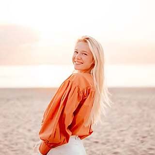 Julia Kniese