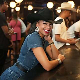 Courtney Brand Agbetola