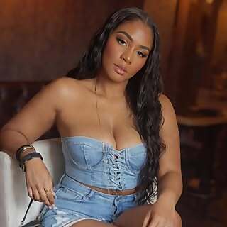 Santoria Moye