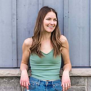 Lauren Koster