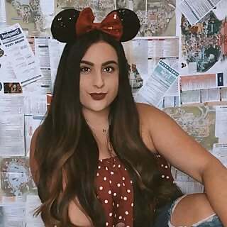 Nicole Ashley 