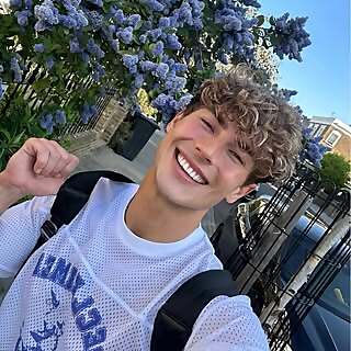 Top 100 Male OnlyFans Influencers in 2026