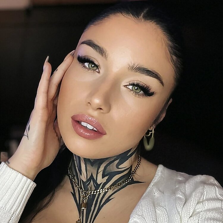 Andee 