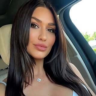 Top 100 Canadian OnlyFans Influencers in 2025 (Canadian OnlyFans Models)