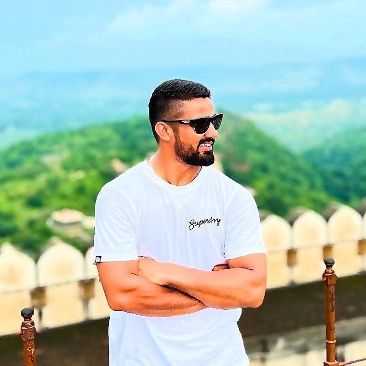 Mahipal Lomror