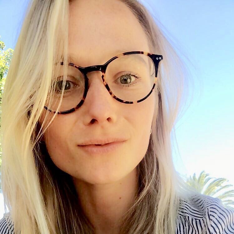 Dr Izzy Smith
