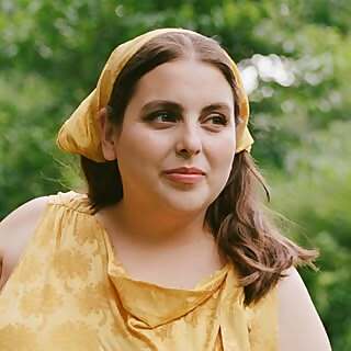 Beanie Feldstein