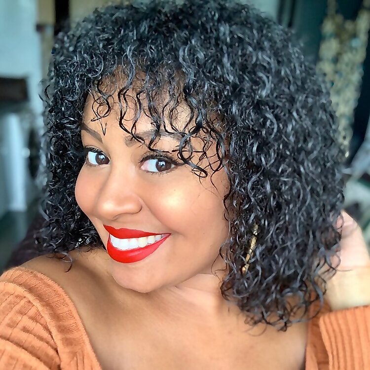 Janielle 