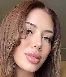 Top 100 OnlyFans Models in 2026 (Best OnlyFans Accounts)