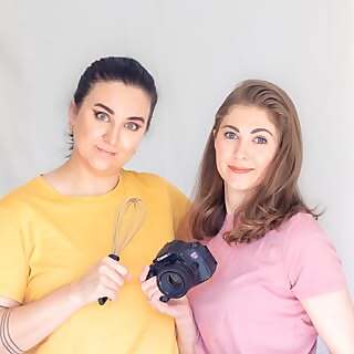 Amelia & Kendra Farber