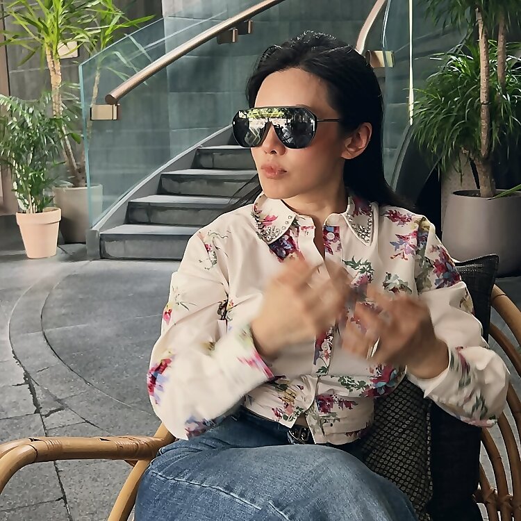 Runhong Linda 