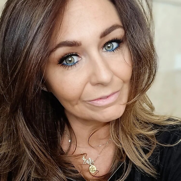 Liza Mayne