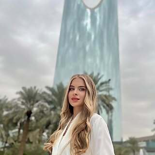 Karina Awartani