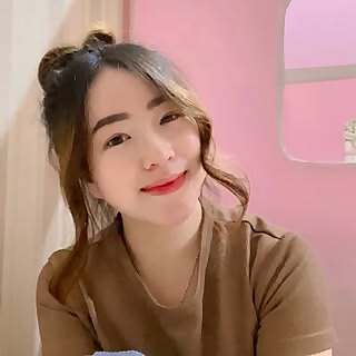 Sally Susanti