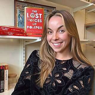 Dr Jess Venner