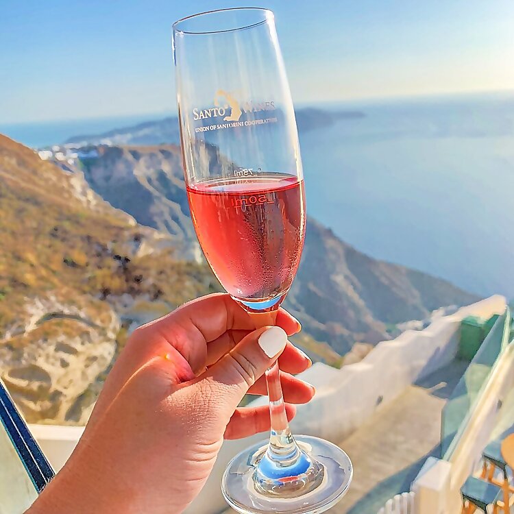 The Milwaukee Wine Mom