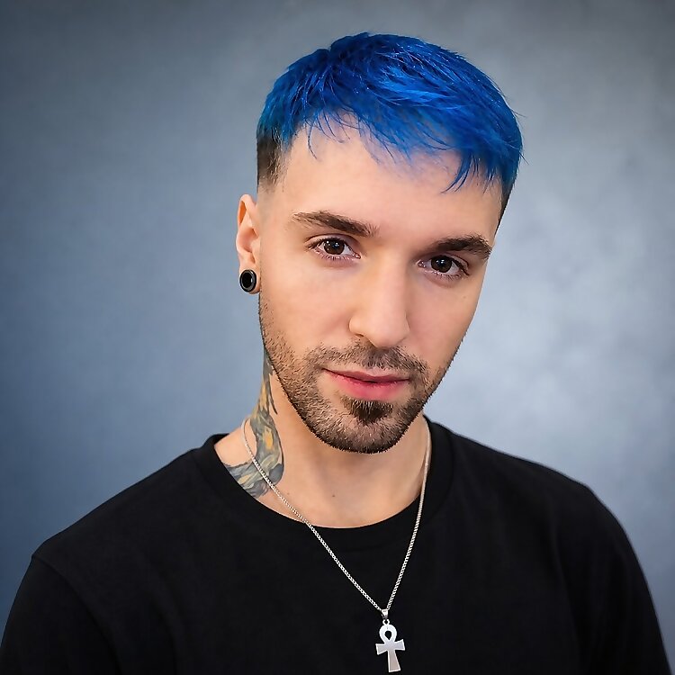 Javier Calzolari