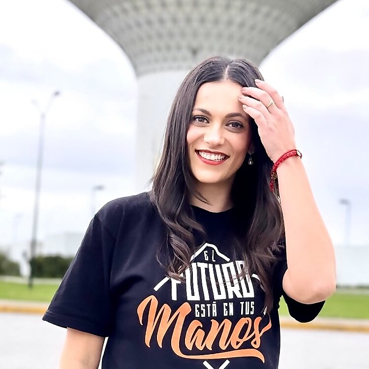Pris Davalos 