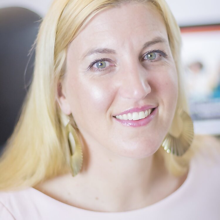 Julia Campbell
