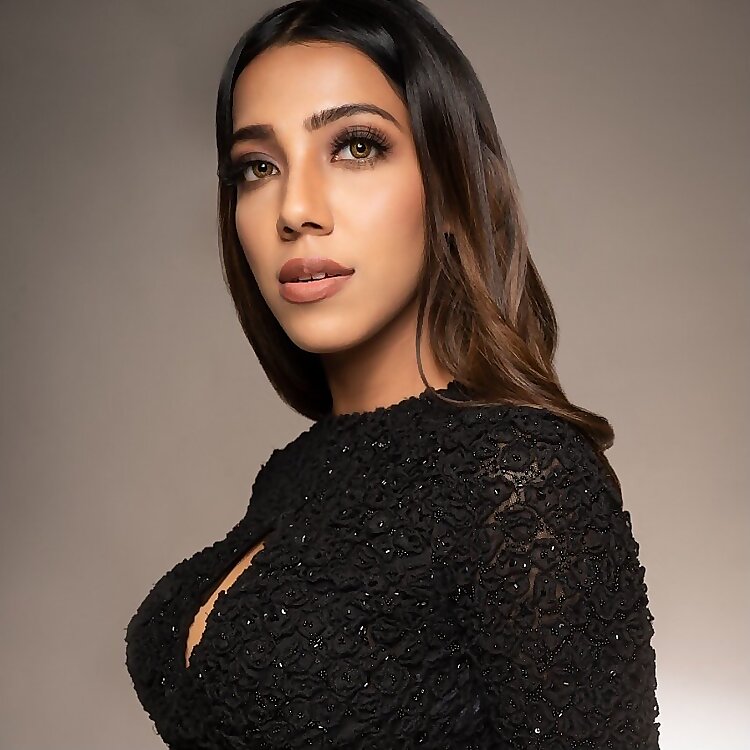  Kajol R. Paswwan