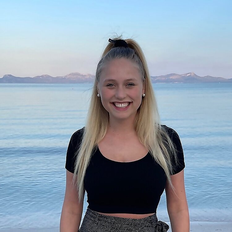 Hella-Sophia Gabbert