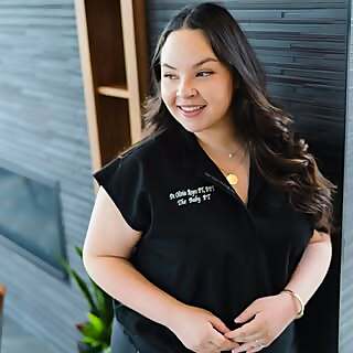 Dr. Olivia Reyes 