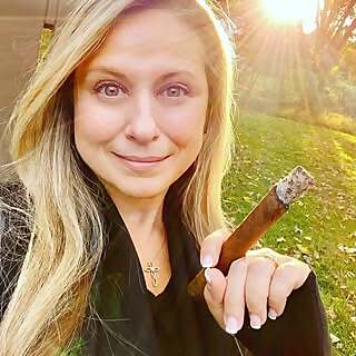 Theladypouro