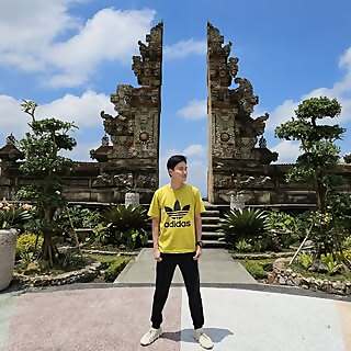 Ronny Zen