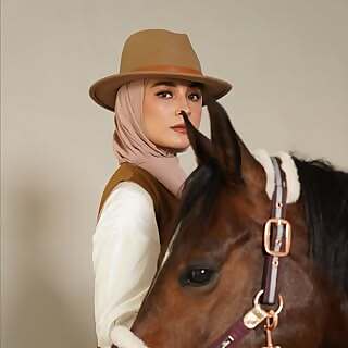 Shireen Sungkar