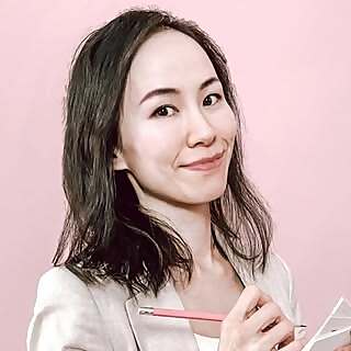 Maggie Lee
