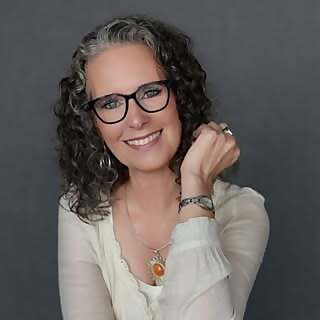 Christi Bowen