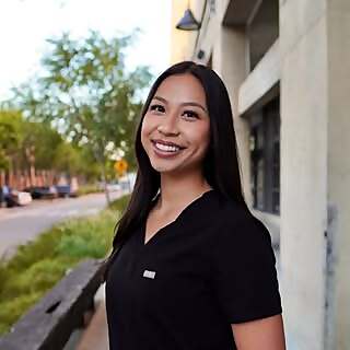 Dr. Christine Huynh