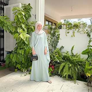 Dina Sallehudin