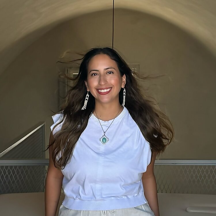 Dr. Diana Salazar